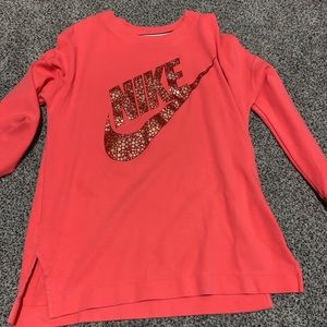 Nike pull over